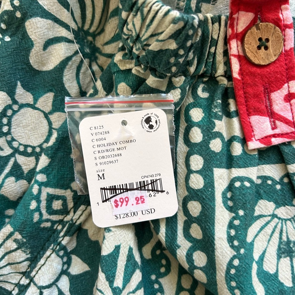 NWT Free People Palm Bay Printed Relaxed Romper Shortalls in Holiday Combo Sz M - Picture 7 of 9